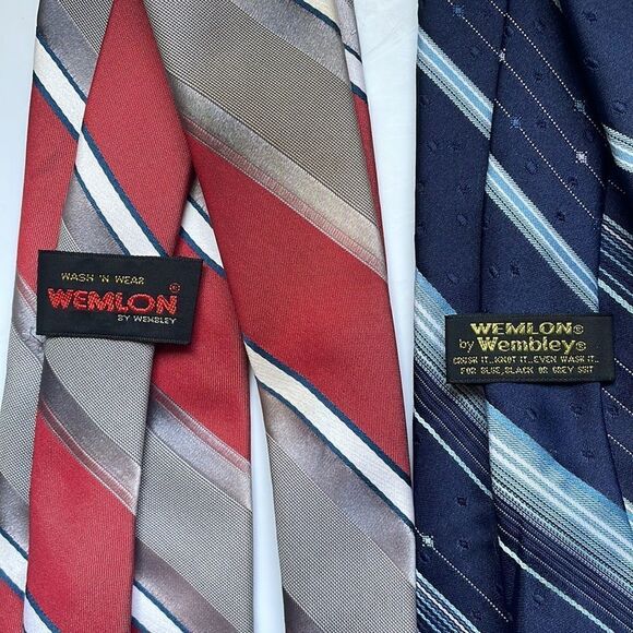 Bundle of two vintage late 60s/early 70s Wemlon by Wembley neckties - Picture 6 of 6
